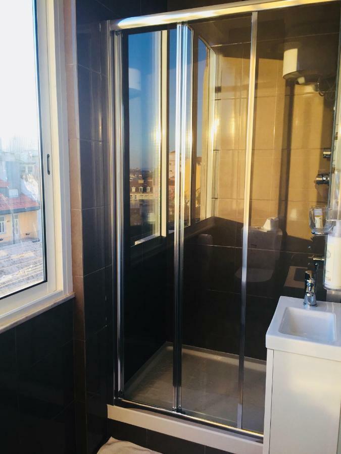 Rua Luciano Cordeiro Bhuiyan Family Host Lejlighed Lisboa Eksteriør billede